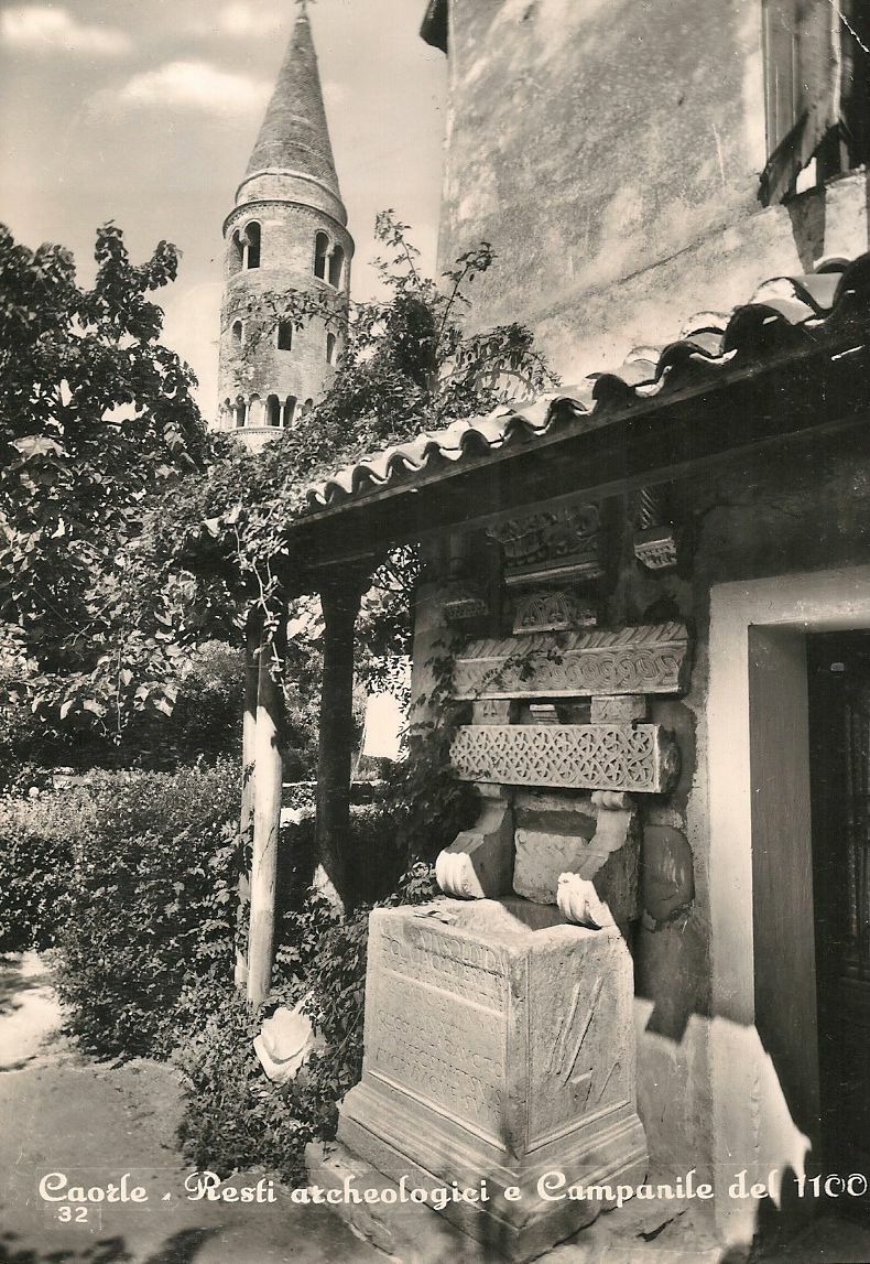 CAORLE - RESTI ARCHEOLOGICI E CAMPANILE DEL 1100 - V