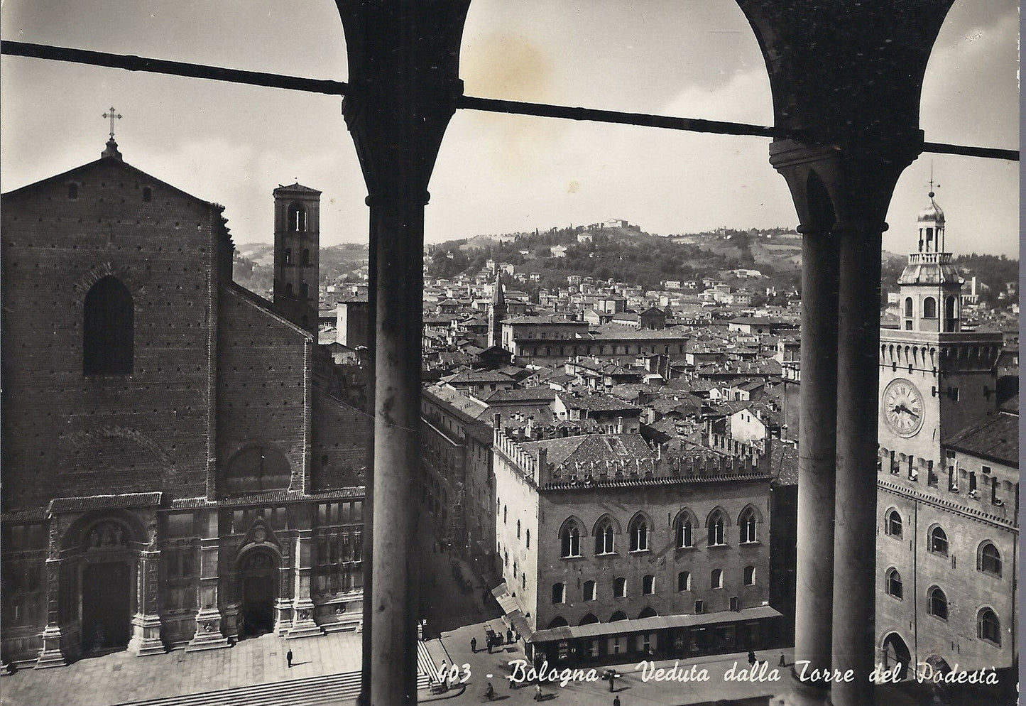 BOLOGNA - VEDUTA DALLA TORRE DEL PODESTA' - NV - FG