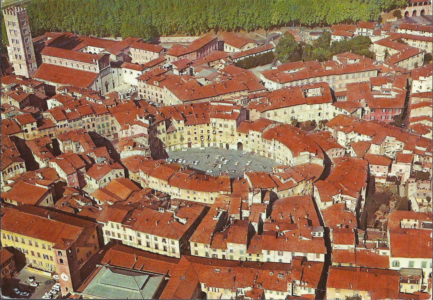 LUCCA - ANFITEATRO ROMANO - VEDUTA AEREA - V1982