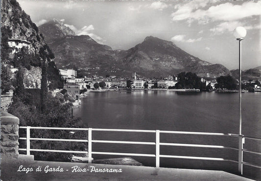LAGO DI GARDA - RIVA - PANORAMA - V1962