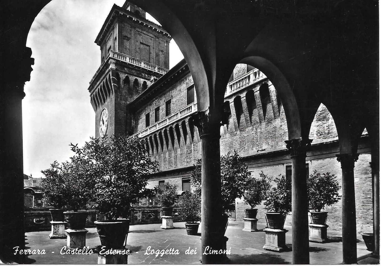 FERRARA - CASTELLO ESTENSE - LOGGETTA DEI LIMONI - V