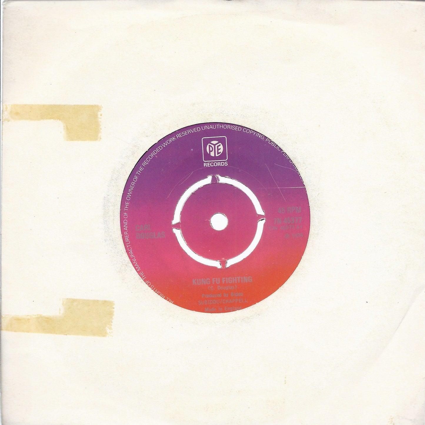 KUNG FU FIGHTING - GAMBLIN' MAN -- CARL DOUGLAS  -  silver label text