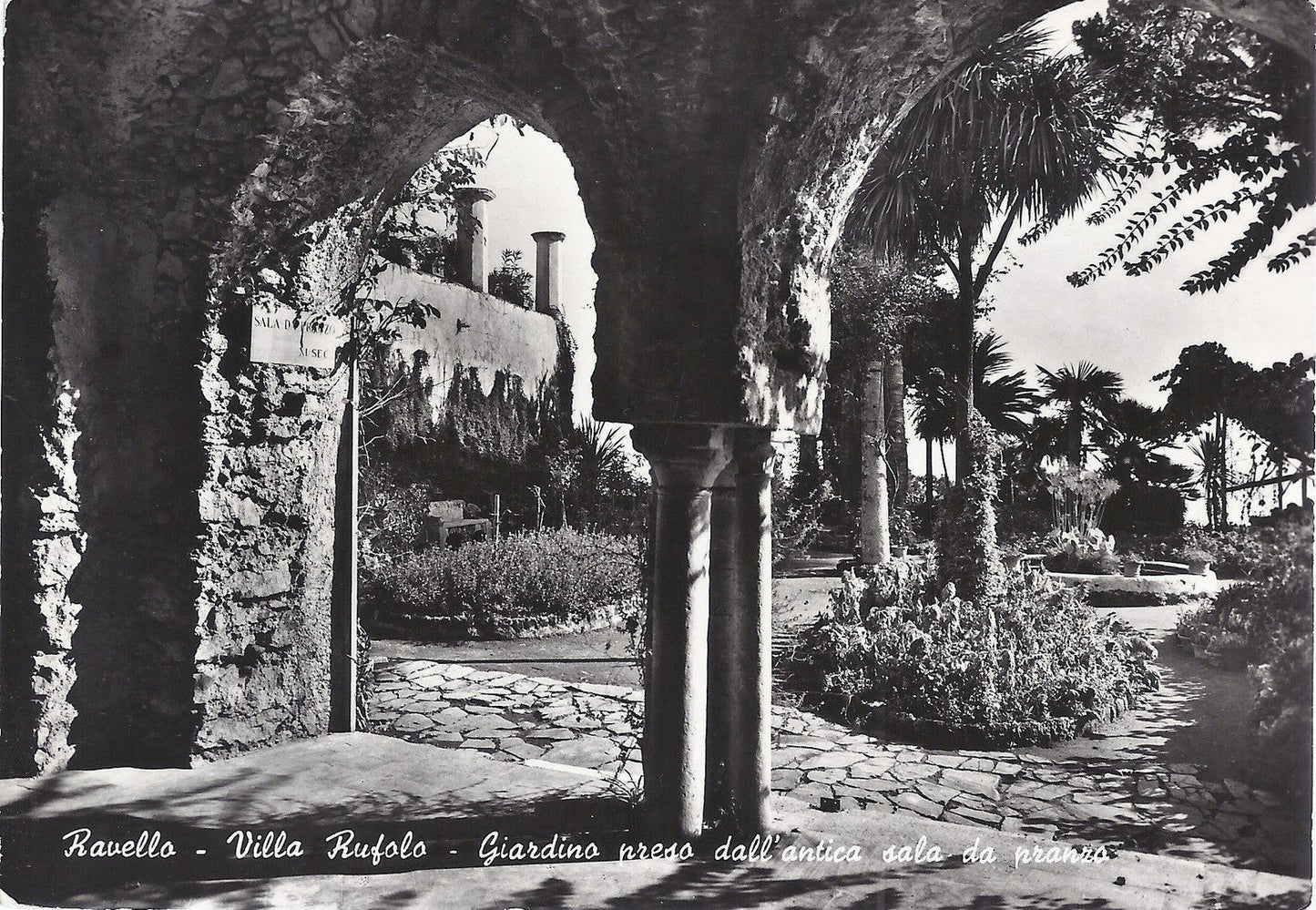 RAVELLO - VILLA RUFOLO - GIARDINO PRESO DALL'ANTICA SAL