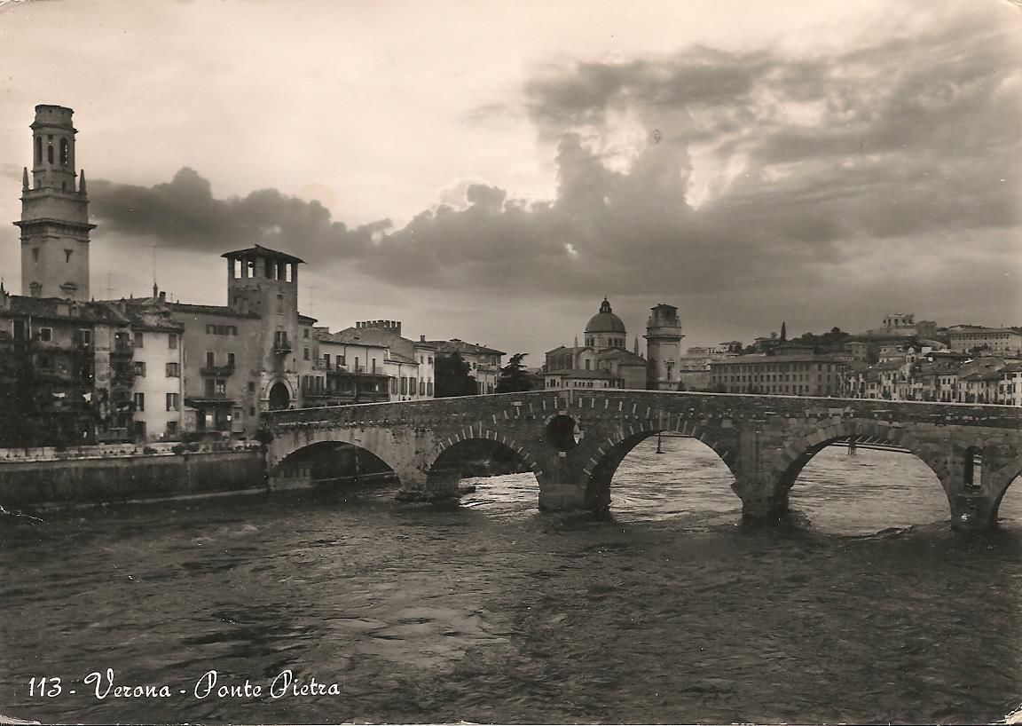 VERONA - PONTE PIETRA - V1963