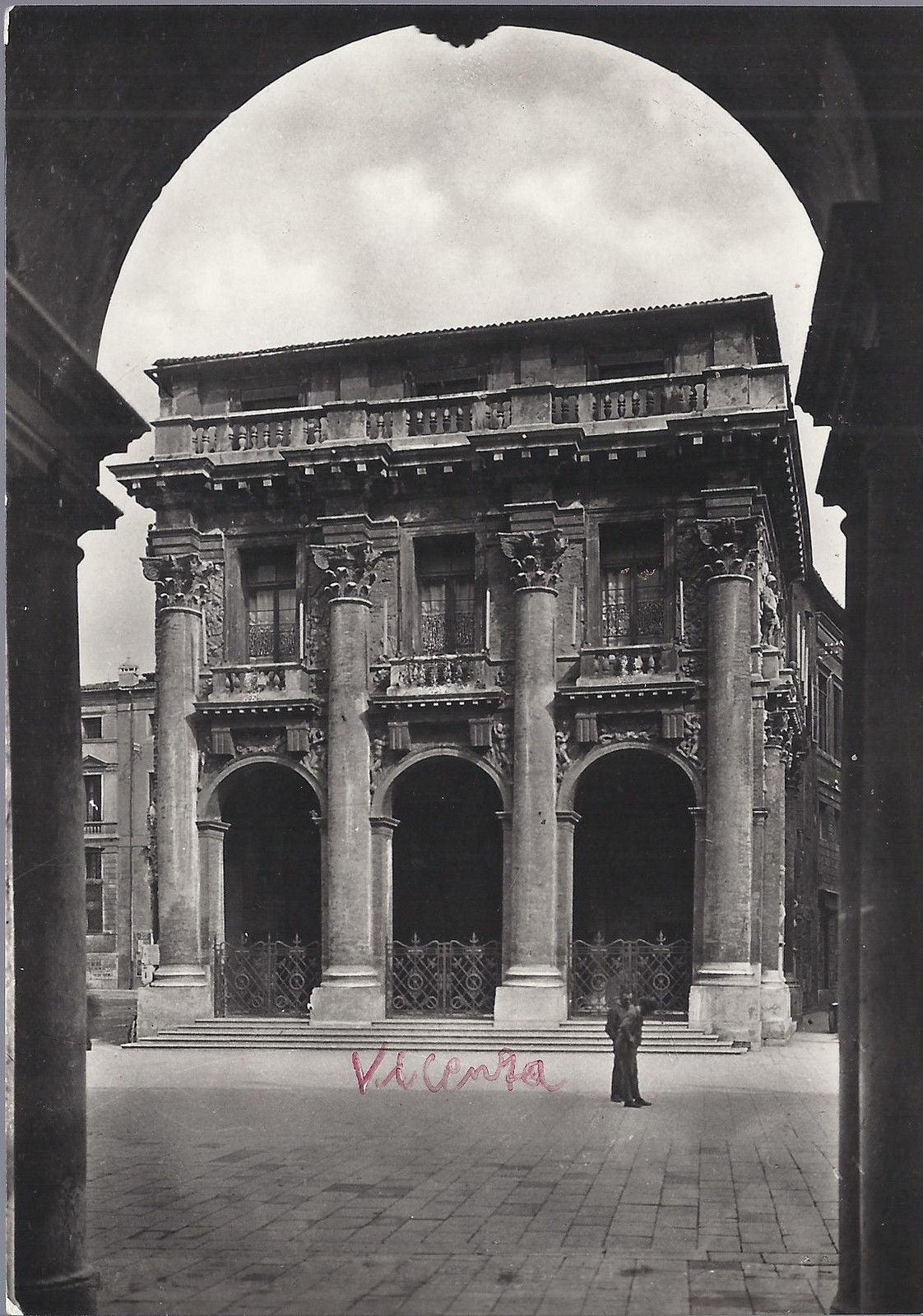 VICENZA - PIAZZA DEI SIGNORI - LOGGIA DEL CAPITANIATO - NV -