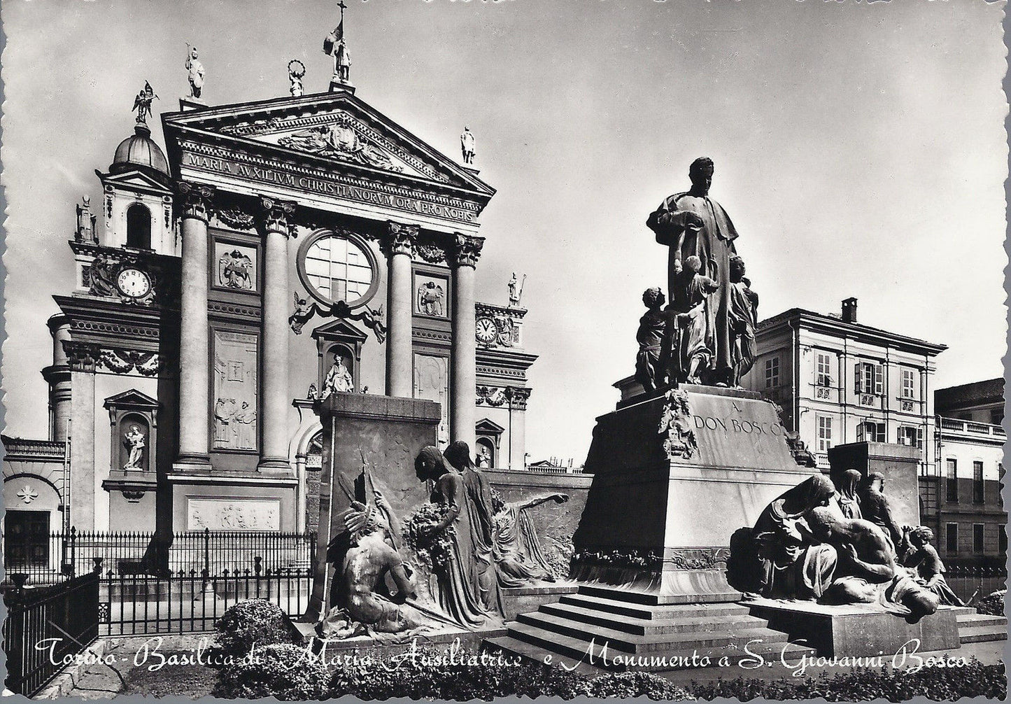 TORINO - BASILICA DI S. MARIA AUSILIATRICE E MONUMENTO A S. 