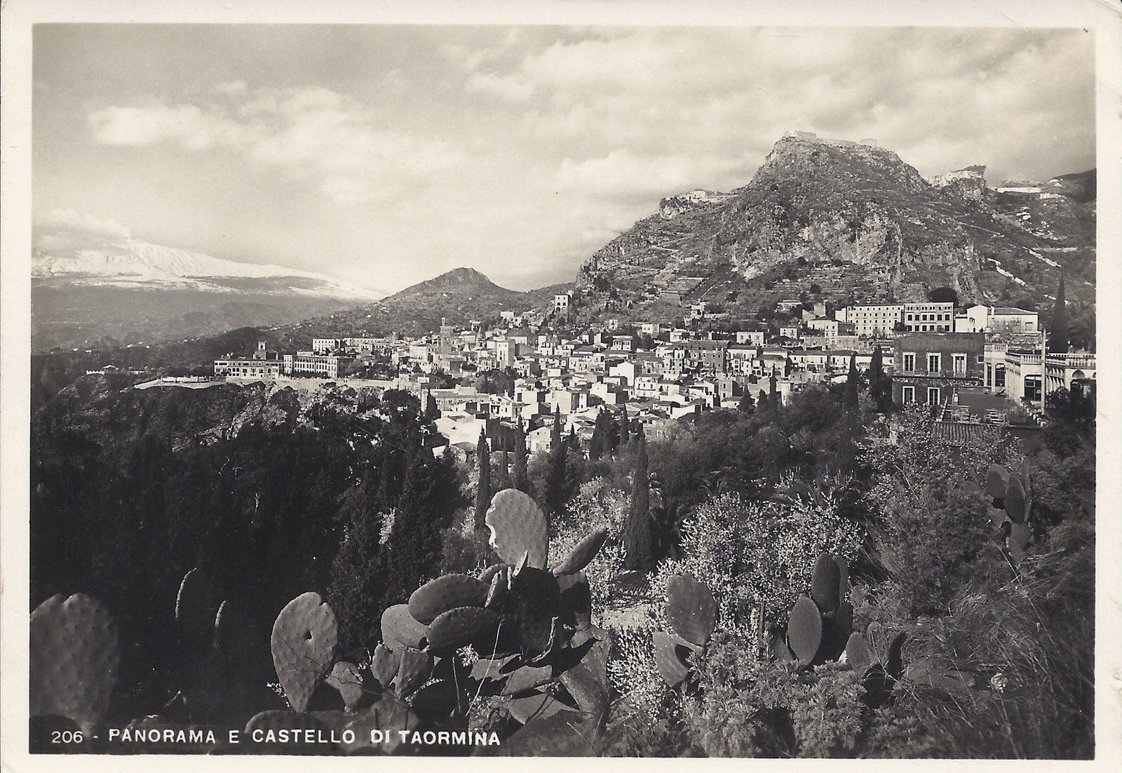 TAORMINA - PANORAMA E CASTELLO - NV - FG - XX Congresso Ital
