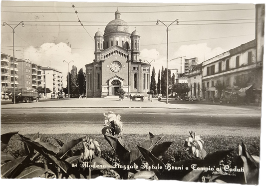 MODENA - PIAZZALE NATALE BRUNI E TEMPIO DEI CADUTI - 1960 - FG