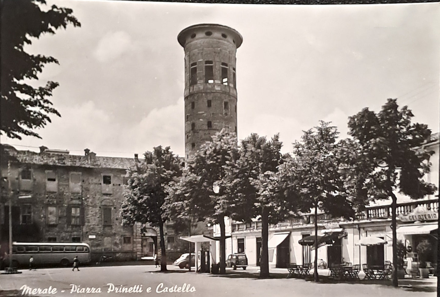 MERATE -PIAZZA PRINETTI E CASTELLO - VSD - FG