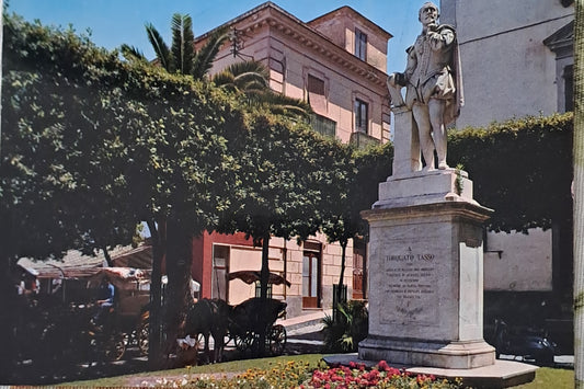 SORRENTO - MONUMENTO A TORQUATO TASSO - NV - FG